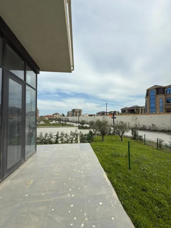 Satılır 2 otaqlı mənzil 72 m²