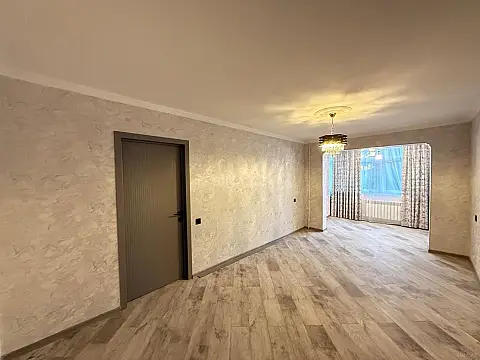 Kirayə verilir 2 otaqlı mənzil 50 m²