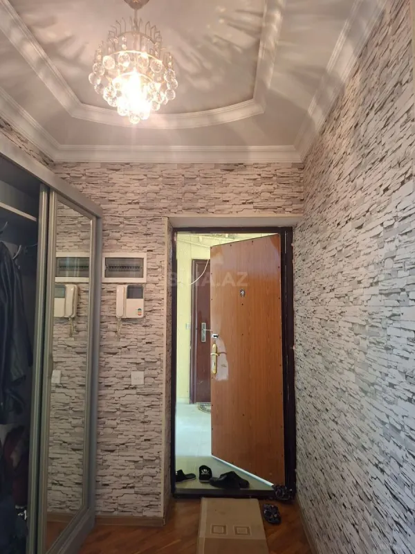 Kirayə verilir 4 otaqlı mənzil 110 m²
