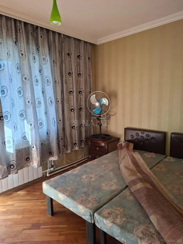 Kirayə verilir 4 otaqlı mənzil 110 m²