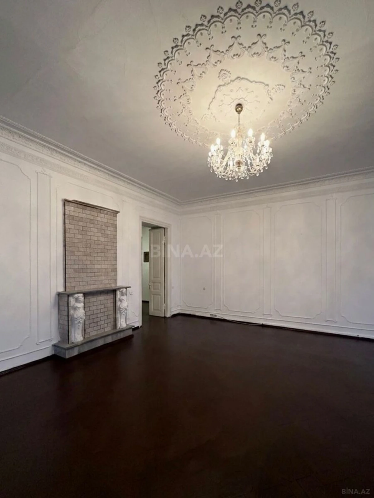 Kirayə verilir obyekt 160 m²