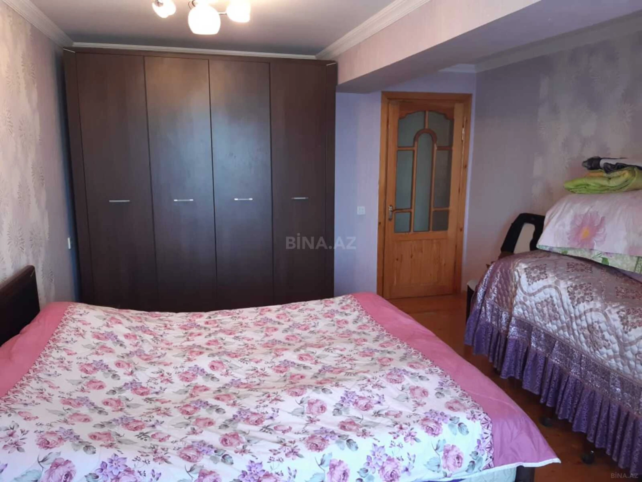 Satılır 3 otaqlı mənzil 110 m²