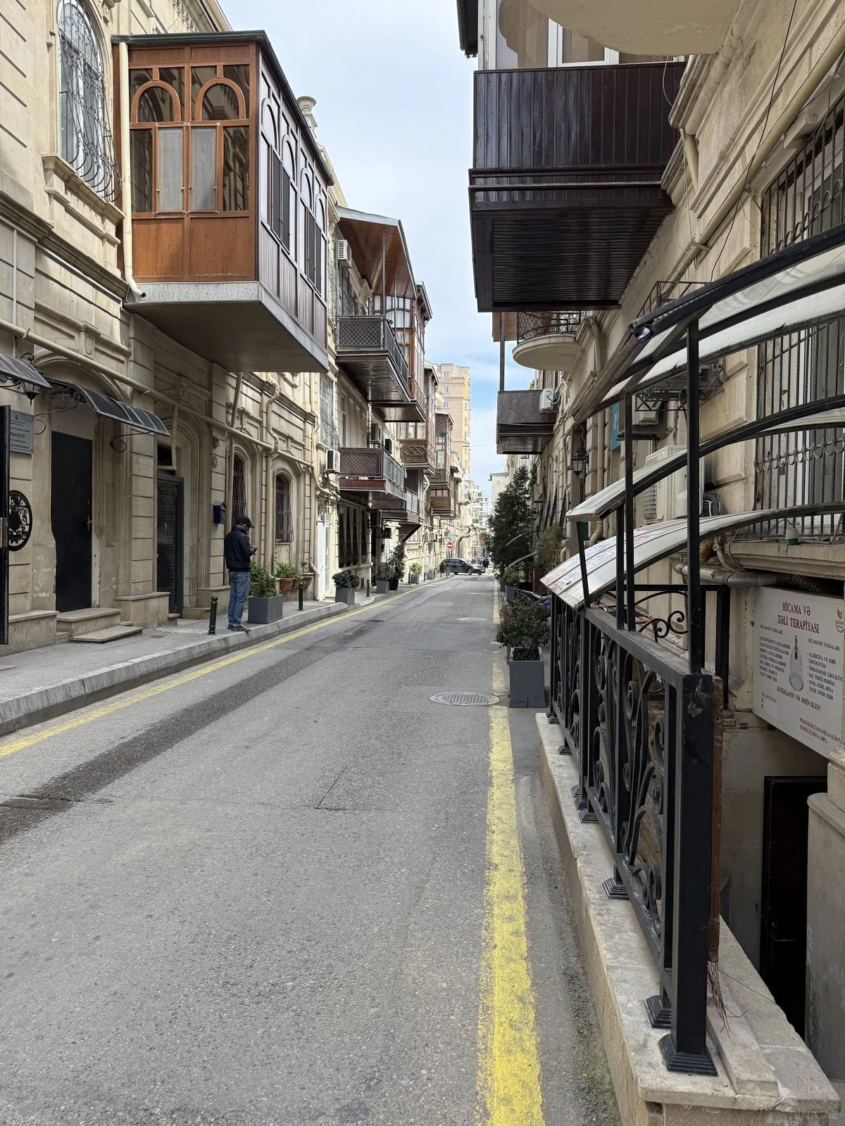 Satılır obyekt 85 m²