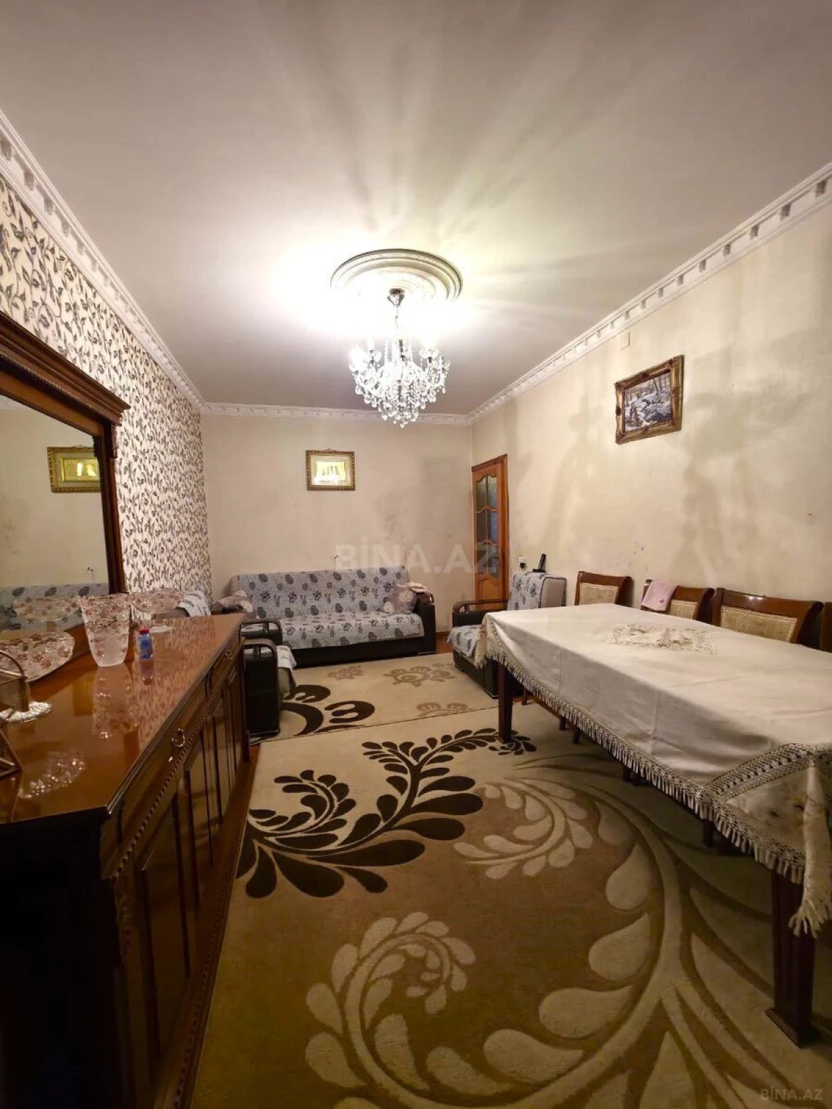 Satılır 6 otaqlı mənzil 132 m²