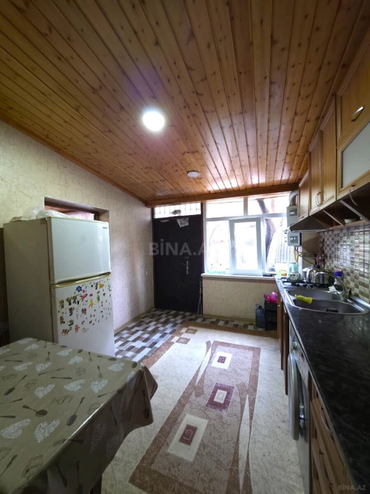Satılır 6 otaqlı mənzil 132 m²