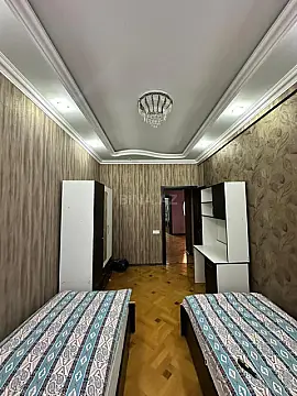 Kirayə verilir 3 otaqlı mənzil 118 m²