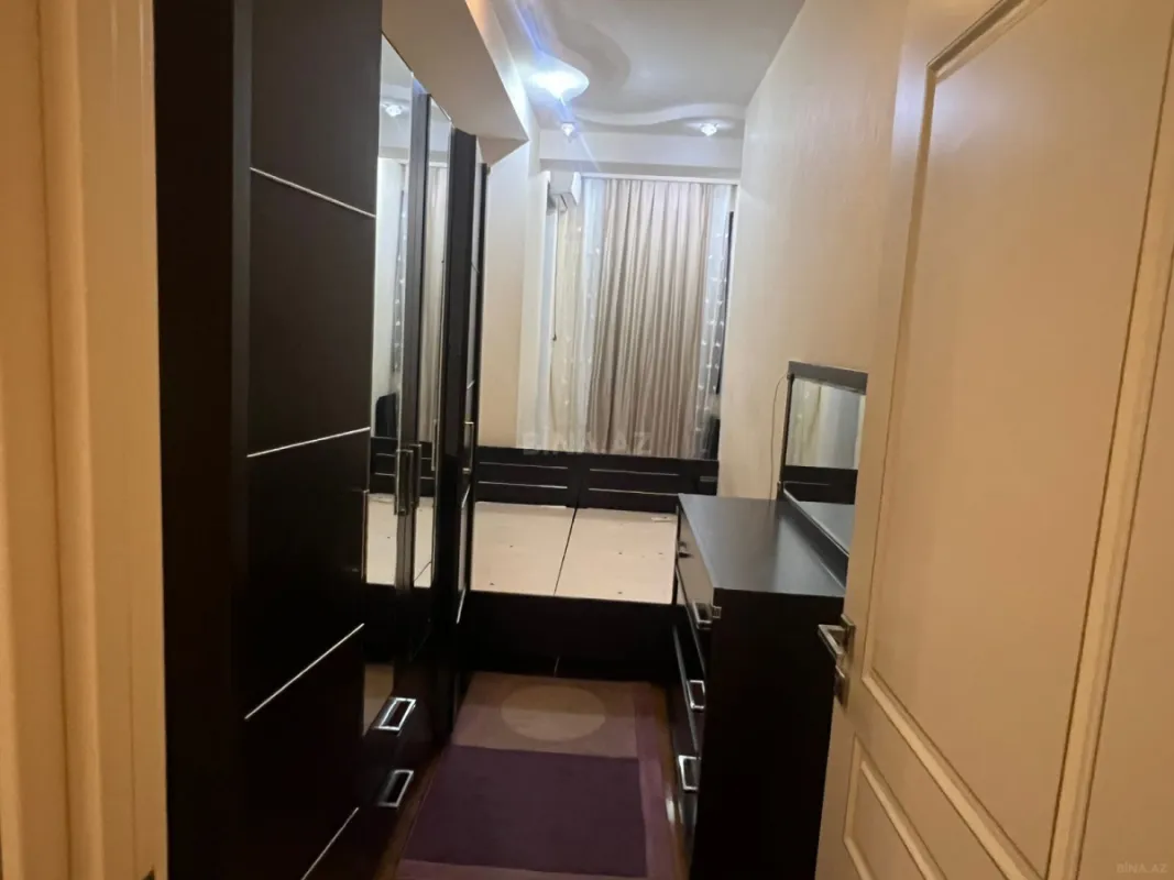Kirayə verilir 3 otaqlı mənzil 106 m²