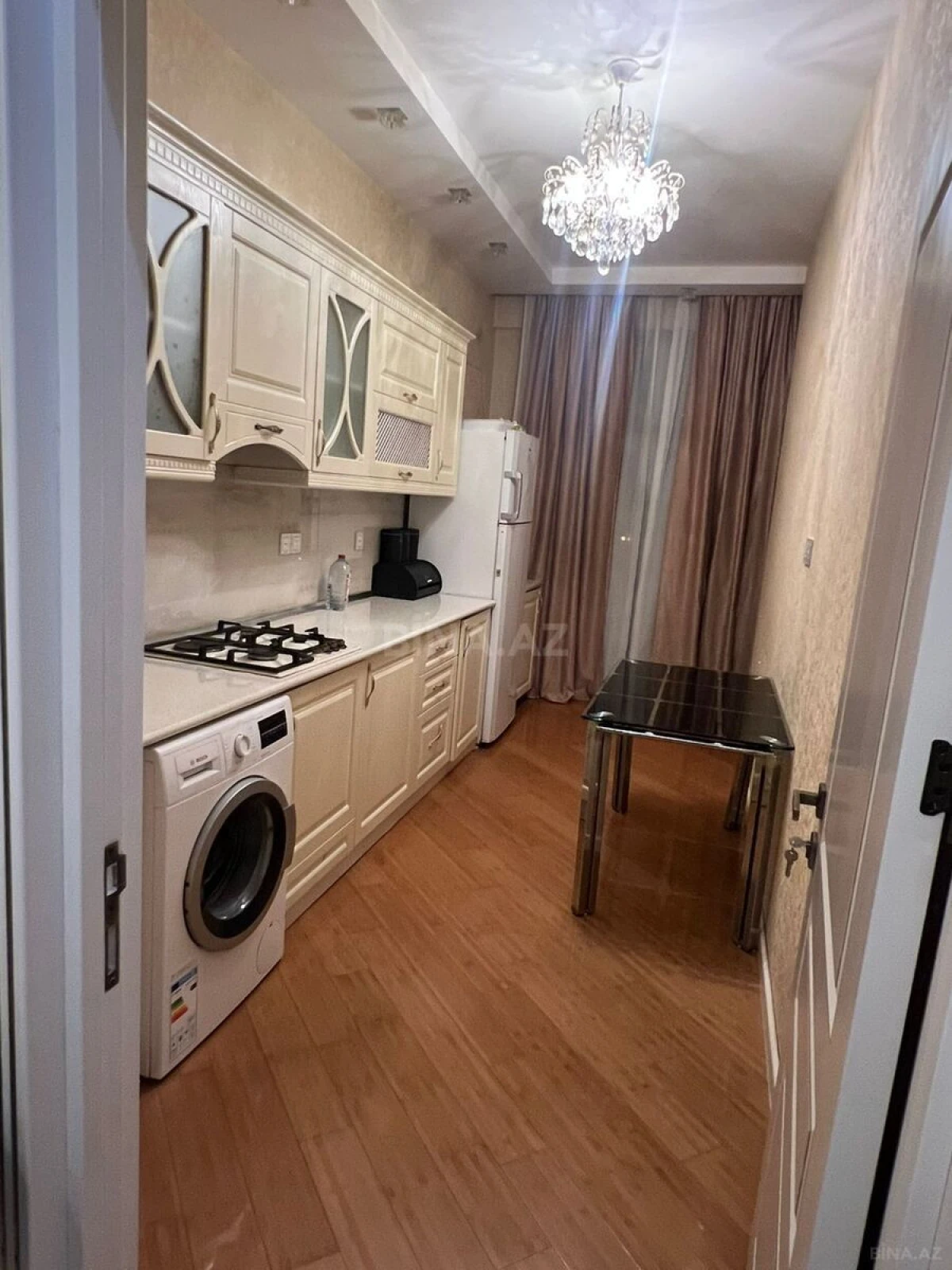 Kirayə verilir 3 otaqlı mənzil 106 m²