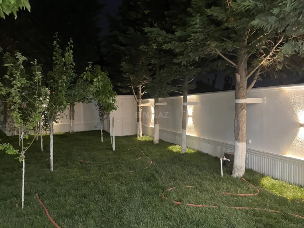 Satılır 4 otaqlı həyət evi 140 m²