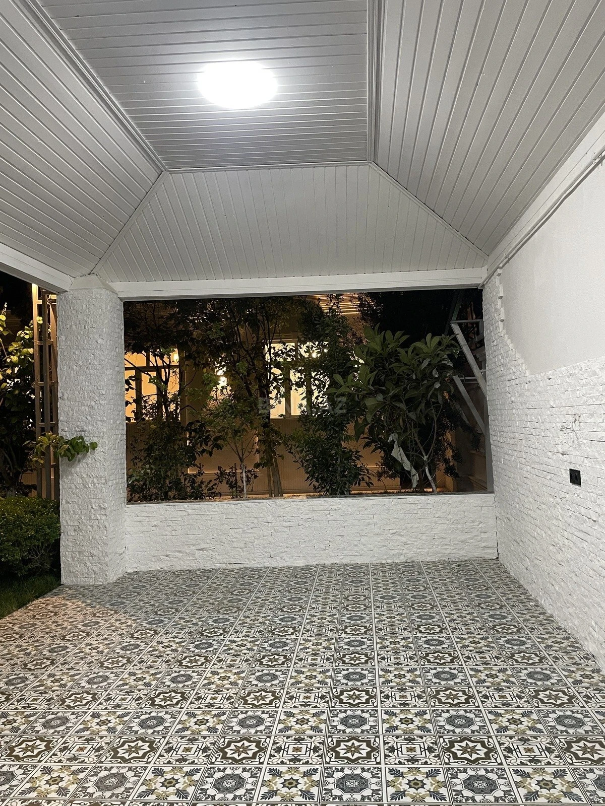Satılır 4 otaqlı həyət evi 140 m²