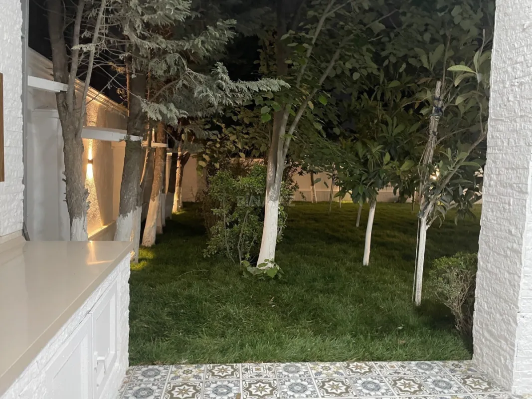 Satılır 4 otaqlı həyət evi 140 m²