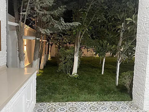 Satılır 4 otaqlı həyət evi 140 m²
