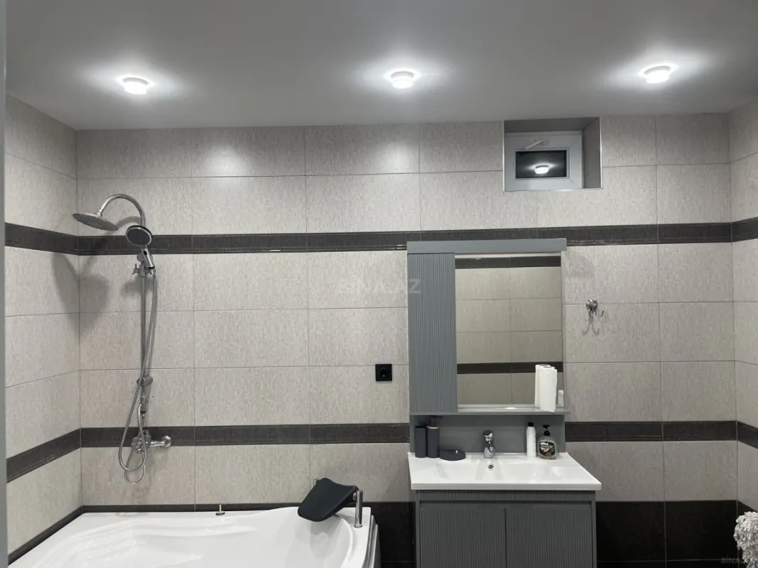 Satılır 4 otaqlı həyət evi 140 m²