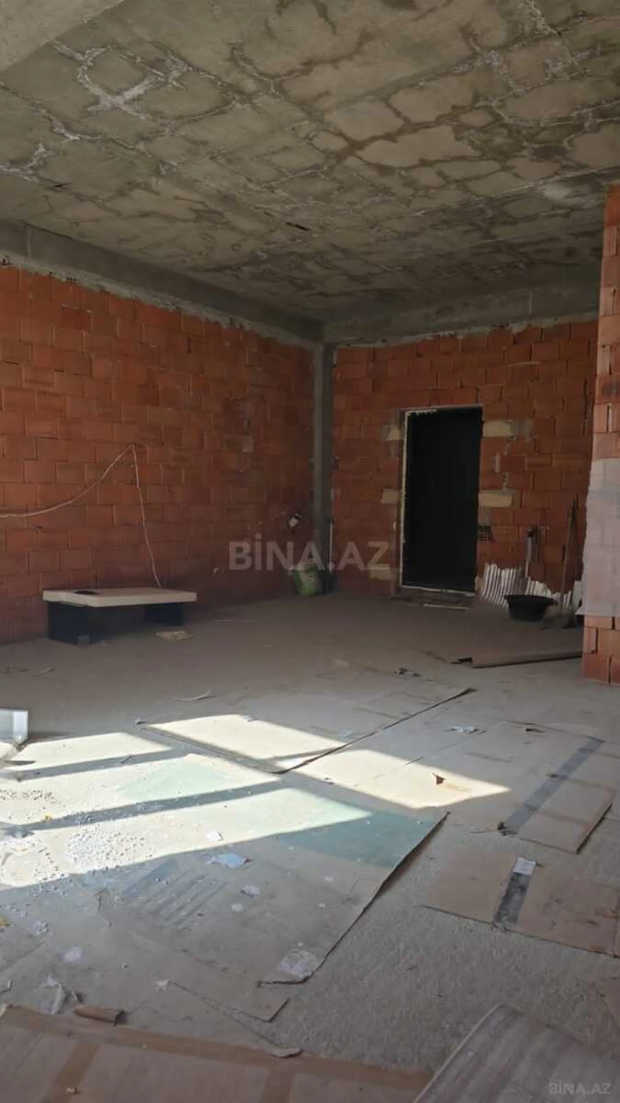 Satılır 2 otaqlı mənzil 56 m²