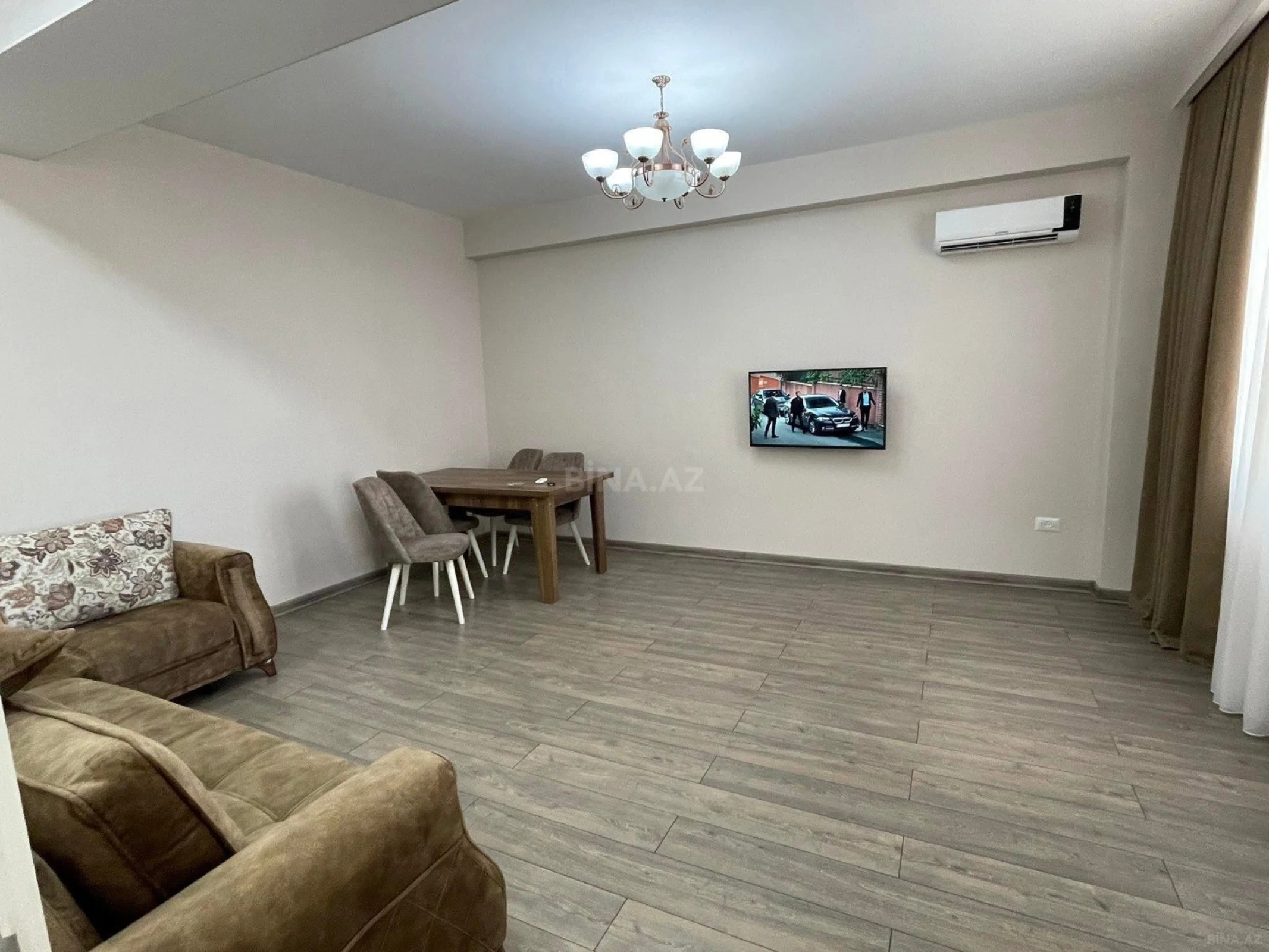 Kirayə verilir 3 otaqlı mənzil 140 m²