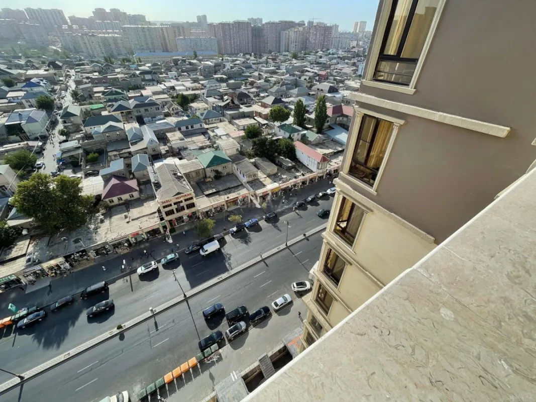 Kirayə verilir 3 otaqlı mənzil 140 m²