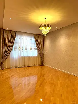 Satılır 3 otaqlı mənzil 140 m²