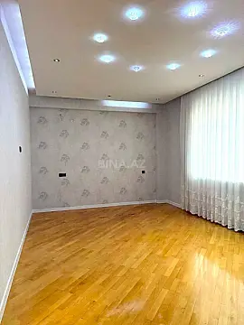 Satılır 3 otaqlı mənzil 140 m²