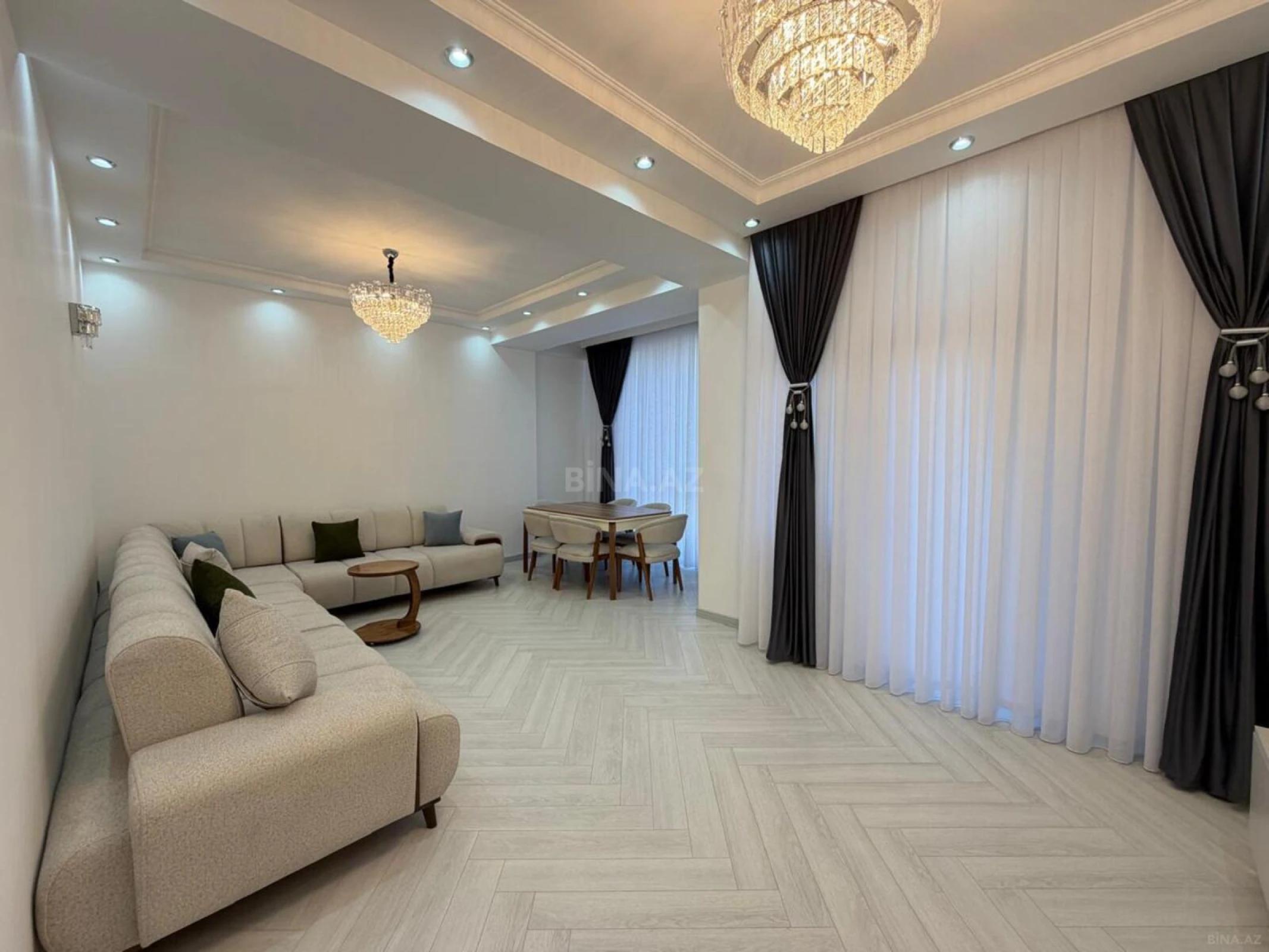 Kirayə verilir 3 otaqlı mənzil 140 m²