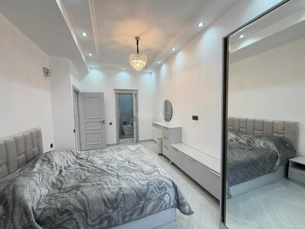 Kirayə verilir 3 otaqlı mənzil 140 m²