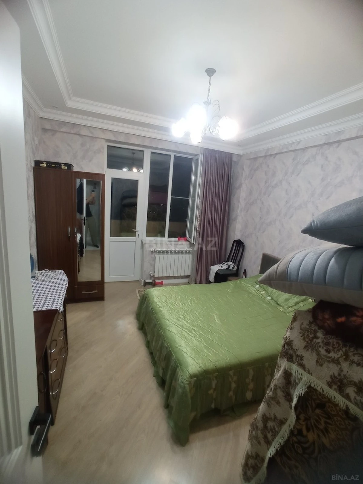 Satılır 4 otaqlı mənzil 108 m²