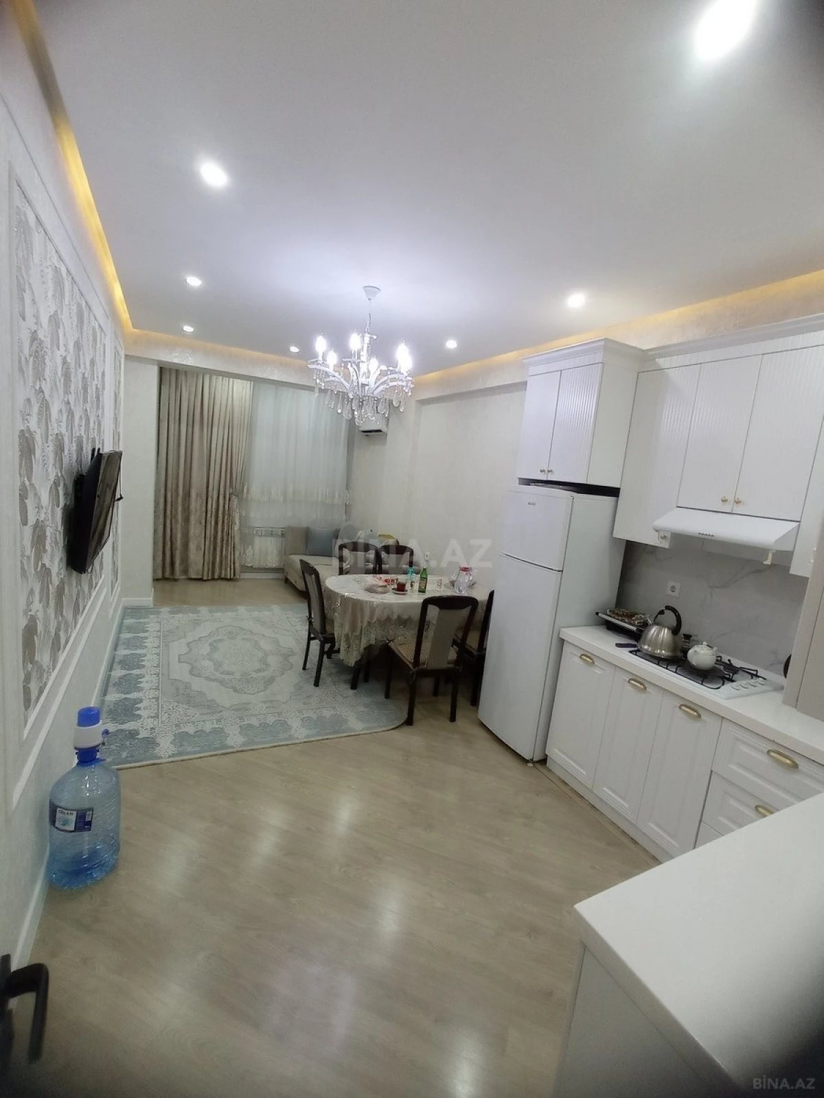 Satılır 4 otaqlı mənzil 108 m²