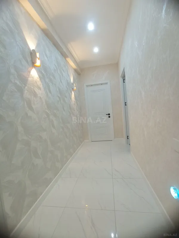 Satılır 4 otaqlı mənzil 108 m²