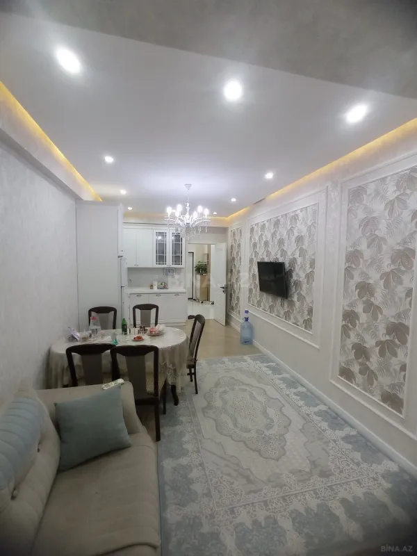 Satılır 4 otaqlı mənzil 108 m²