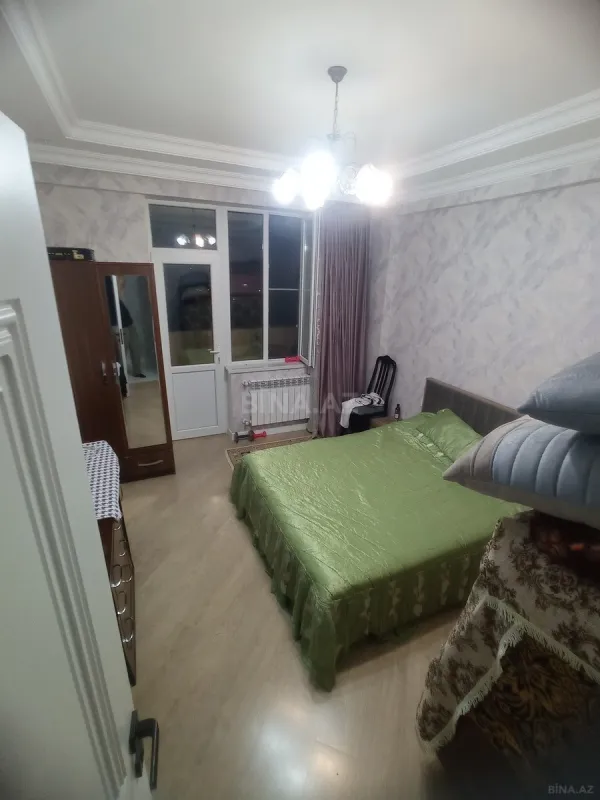 Satılır 4 otaqlı mənzil 108 m²