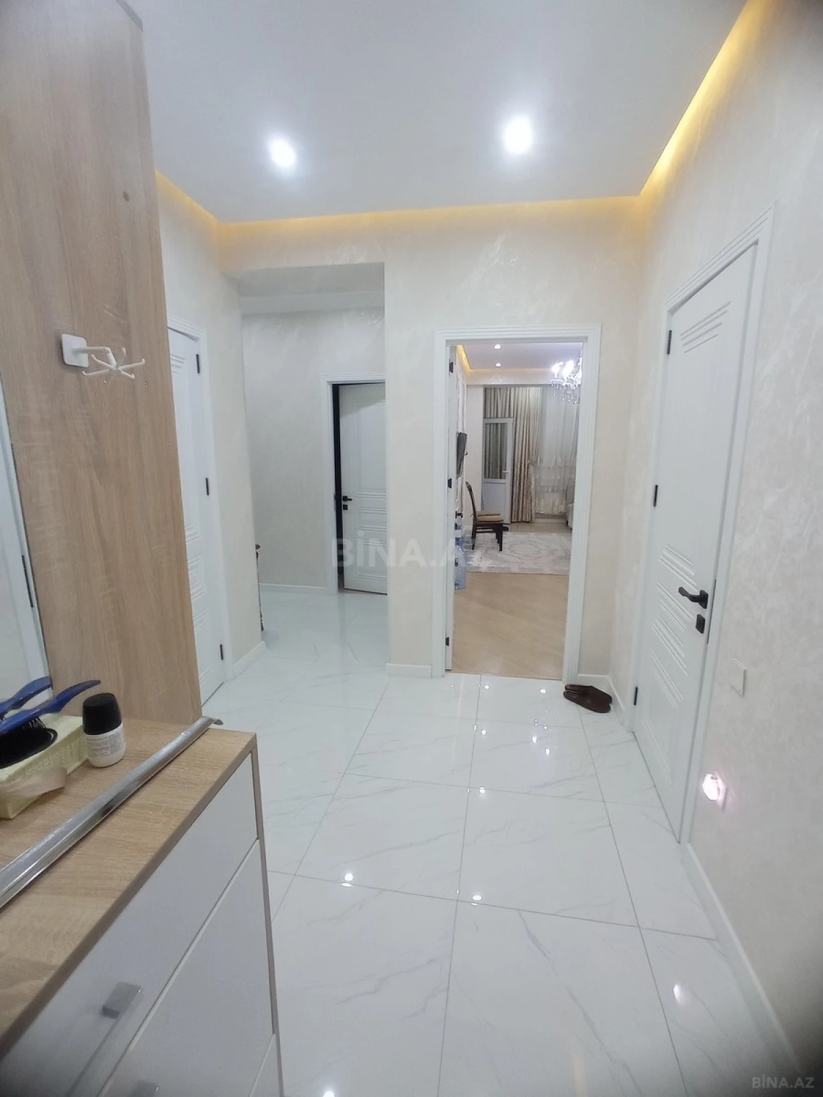 Satılır 4 otaqlı mənzil 108 m²