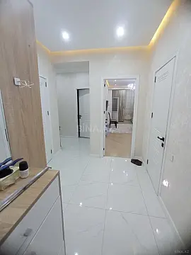 Satılır 4 otaqlı mənzil 108 m²