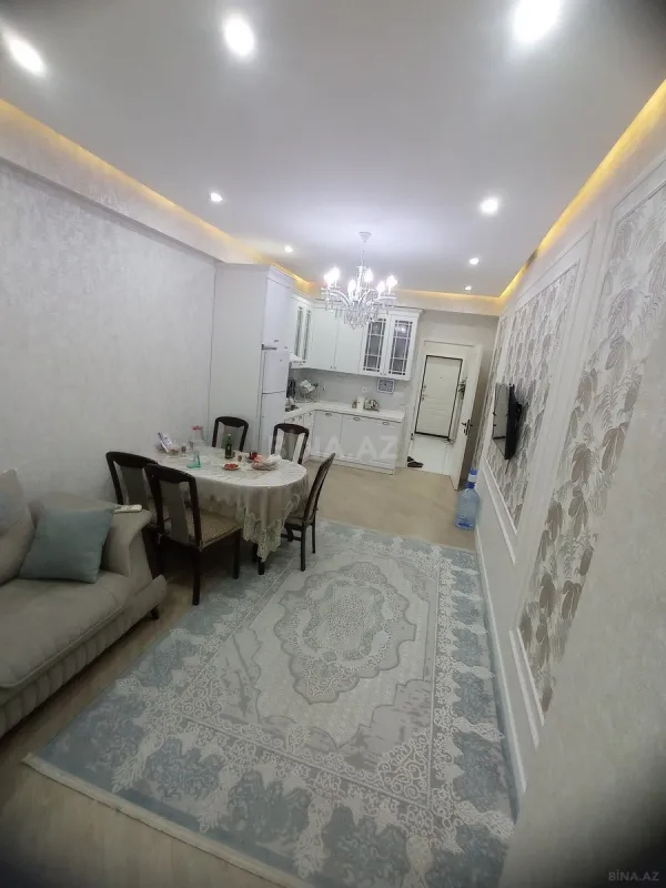 Satılır 4 otaqlı mənzil 108 m²