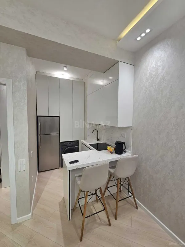 Kirayə verilir 2 otaqlı mənzil 60 m²