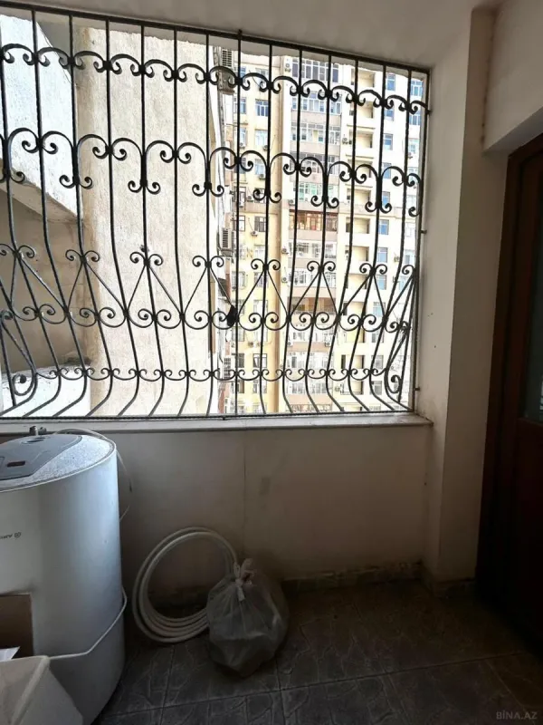 Satılır 3 otaqlı mənzil 125 m²