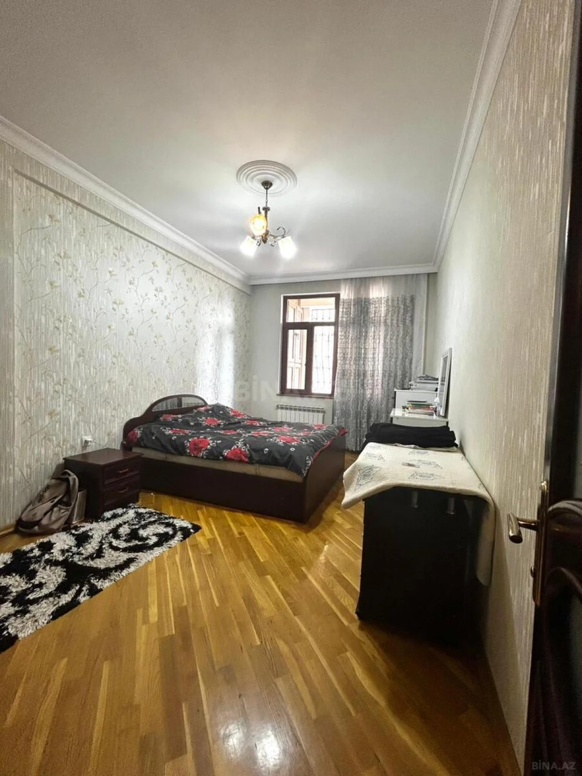Satılır 3 otaqlı mənzil 125 m²