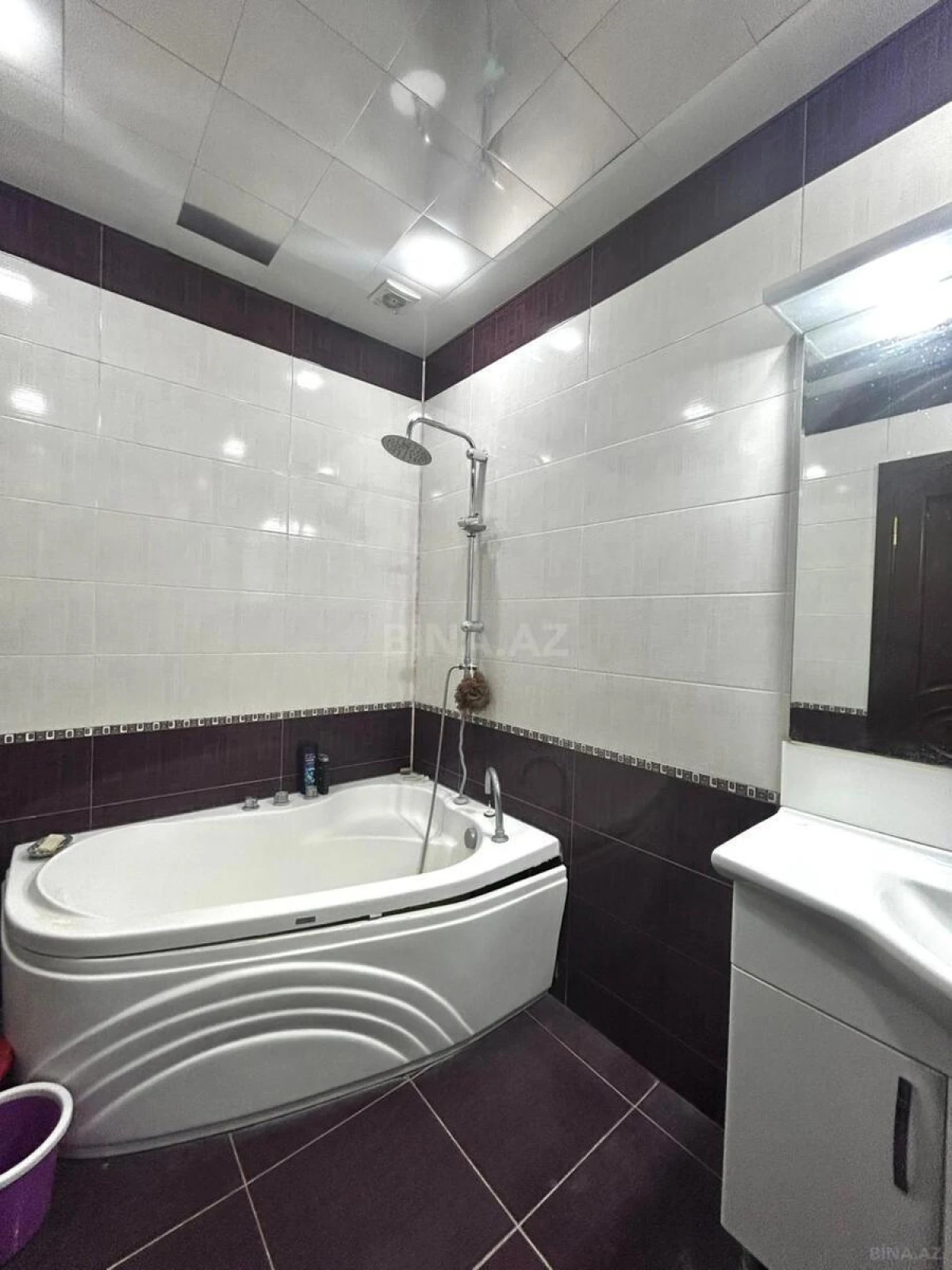 Satılır 3 otaqlı mənzil 125 m²
