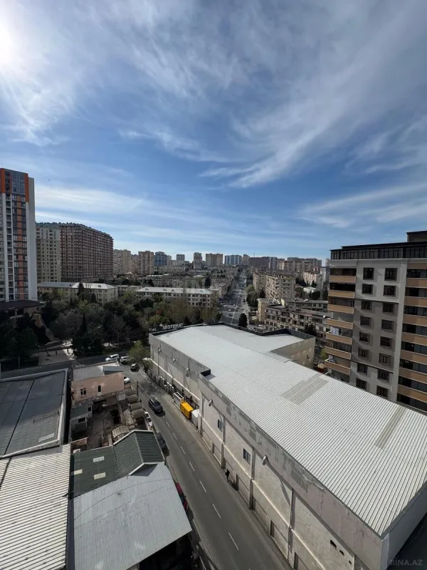 Satılır 3 otaqlı mənzil 110 m²