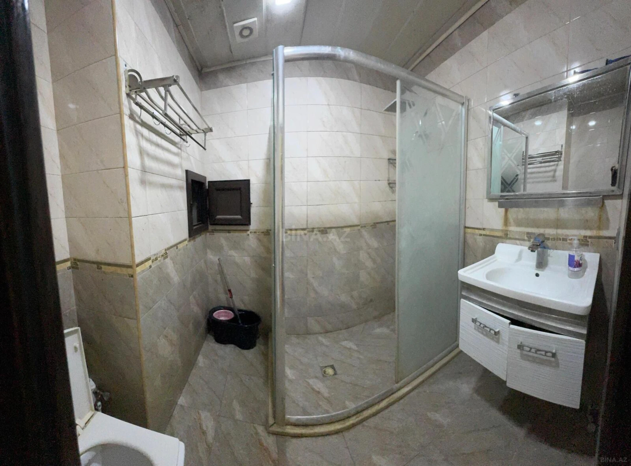 Satılır 3 otaqlı mənzil 110 m²