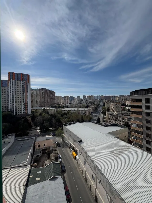 Satılır 3 otaqlı mənzil 110 m²