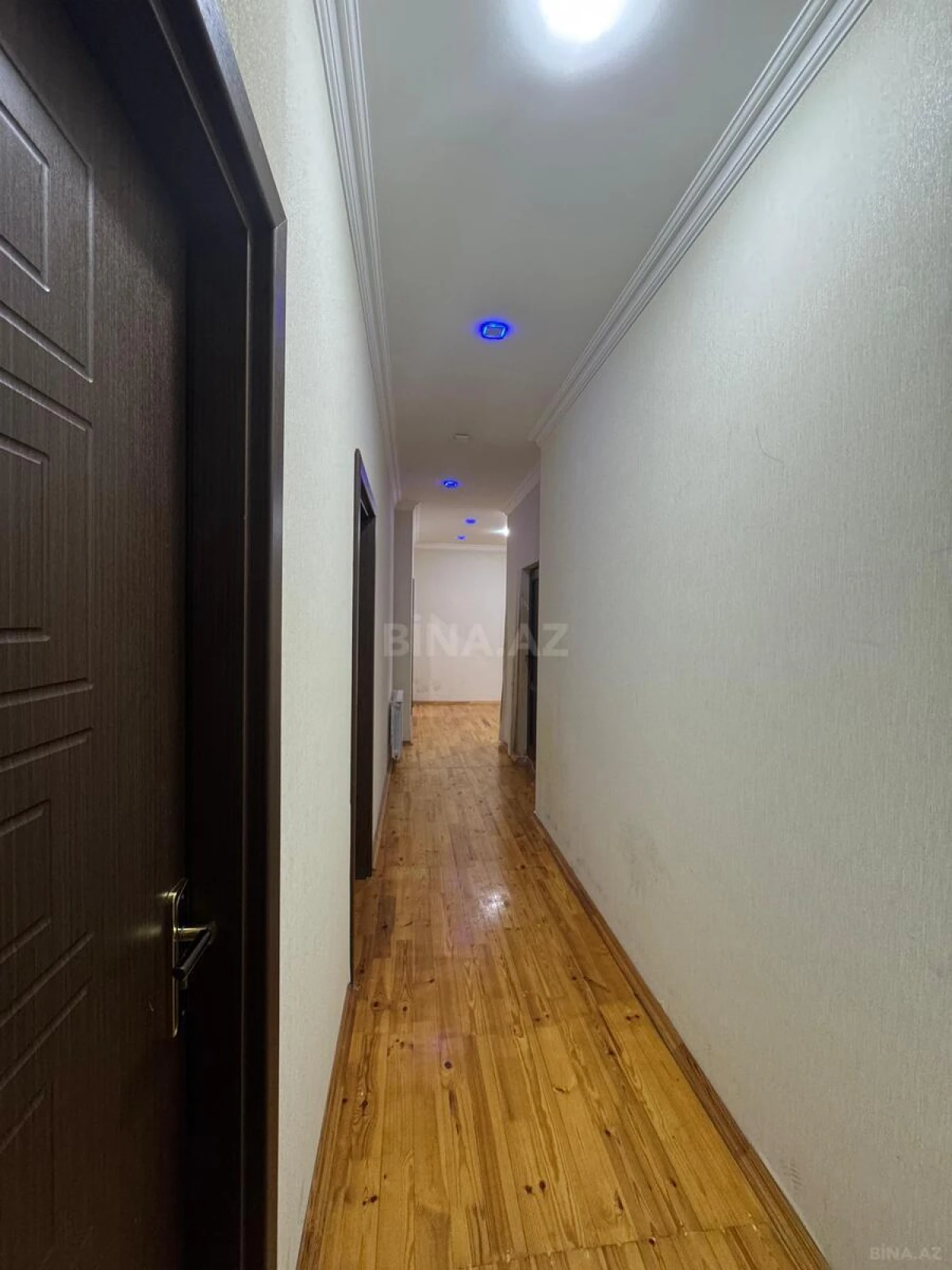 Satılır 3 otaqlı mənzil 110 m²