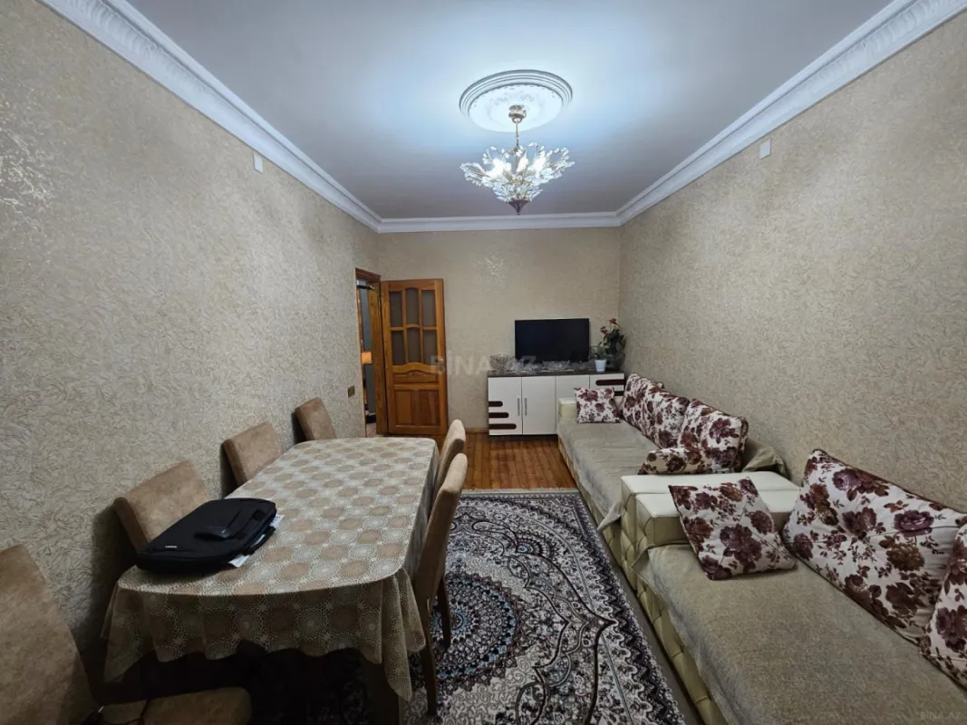 Satılır 2 otaqlı mənzil 60 m²
