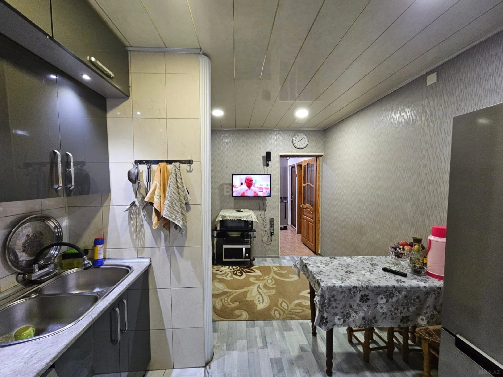 Satılır 2 otaqlı mənzil 60 m²