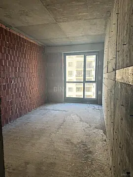 Satılır 2 otaqlı mənzil 107 m²
