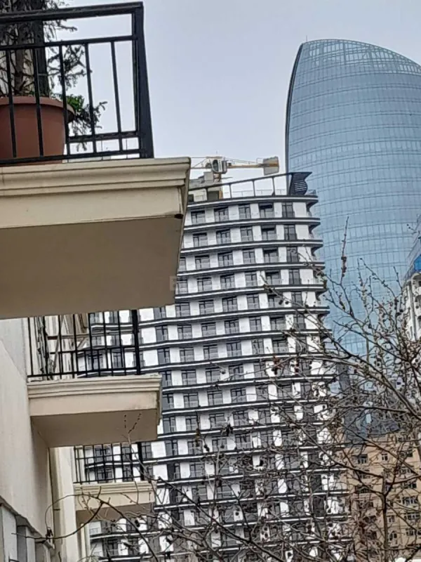 Kirayə verilir 2 otaqlı mənzil 65 m²
