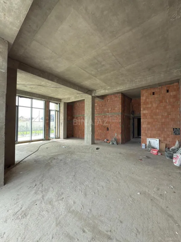 Satılır 3 otaqlı mənzil 117 m²