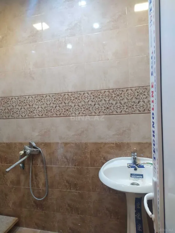 Kirayə verilir 2 otaqlı mənzil 75 m²