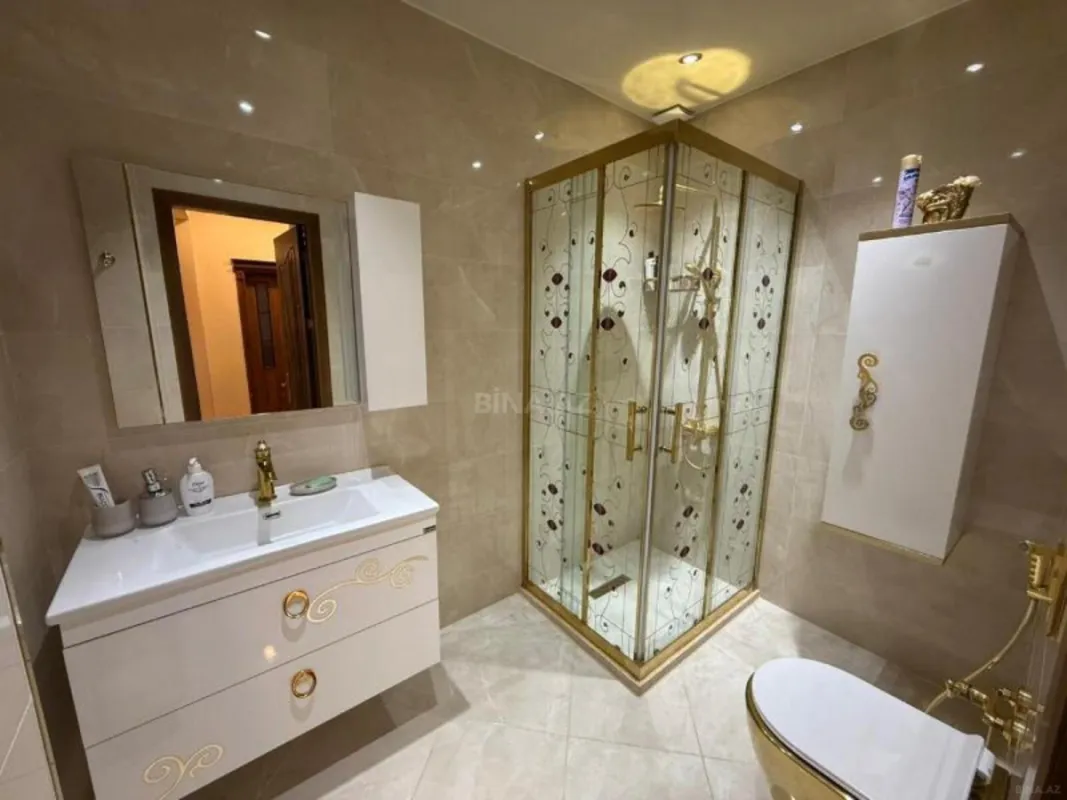 Satılır 3 otaqlı mənzil 101 m²