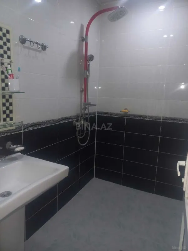 Satılır 5 otaqlı həyət evi 120 m²