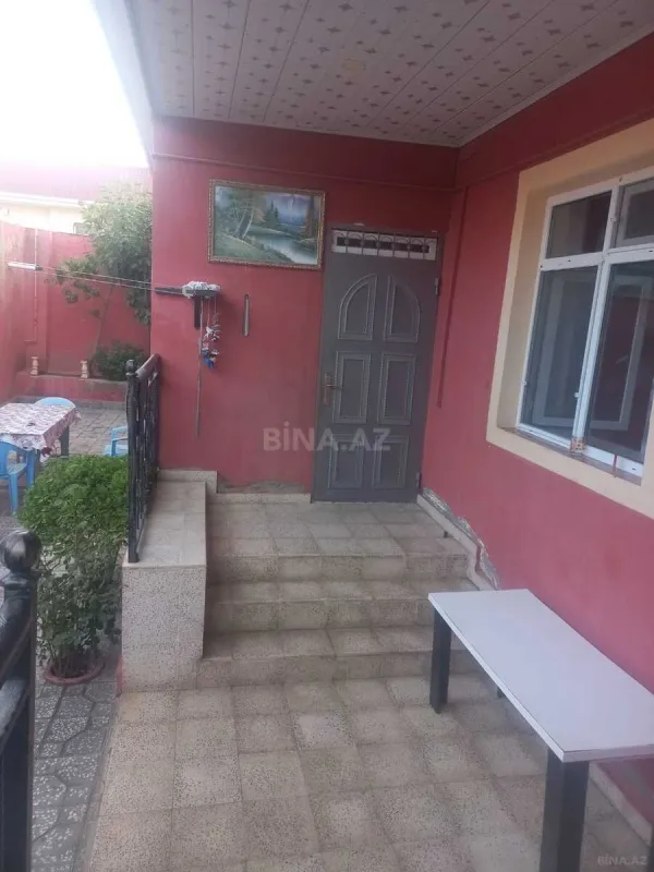 Satılır 5 otaqlı həyət evi 120 m²