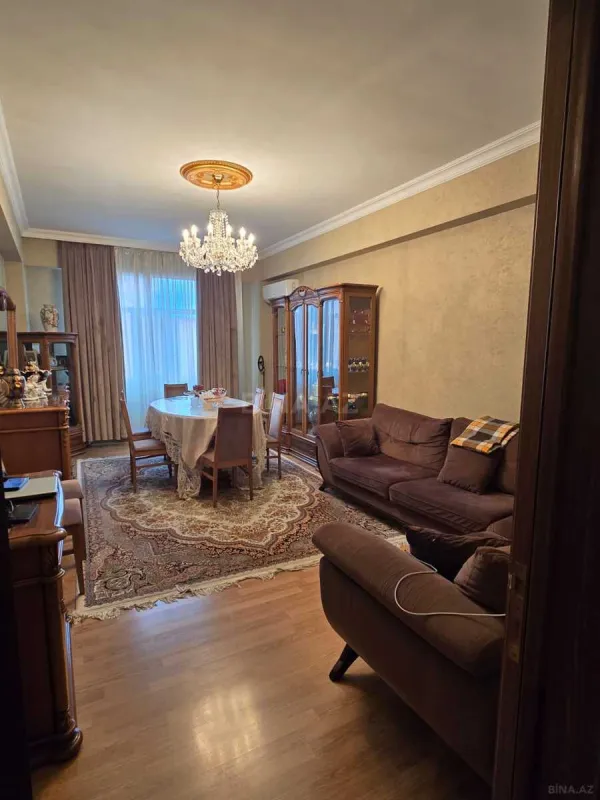 Satılır 3 otaqlı mənzil 91 m²